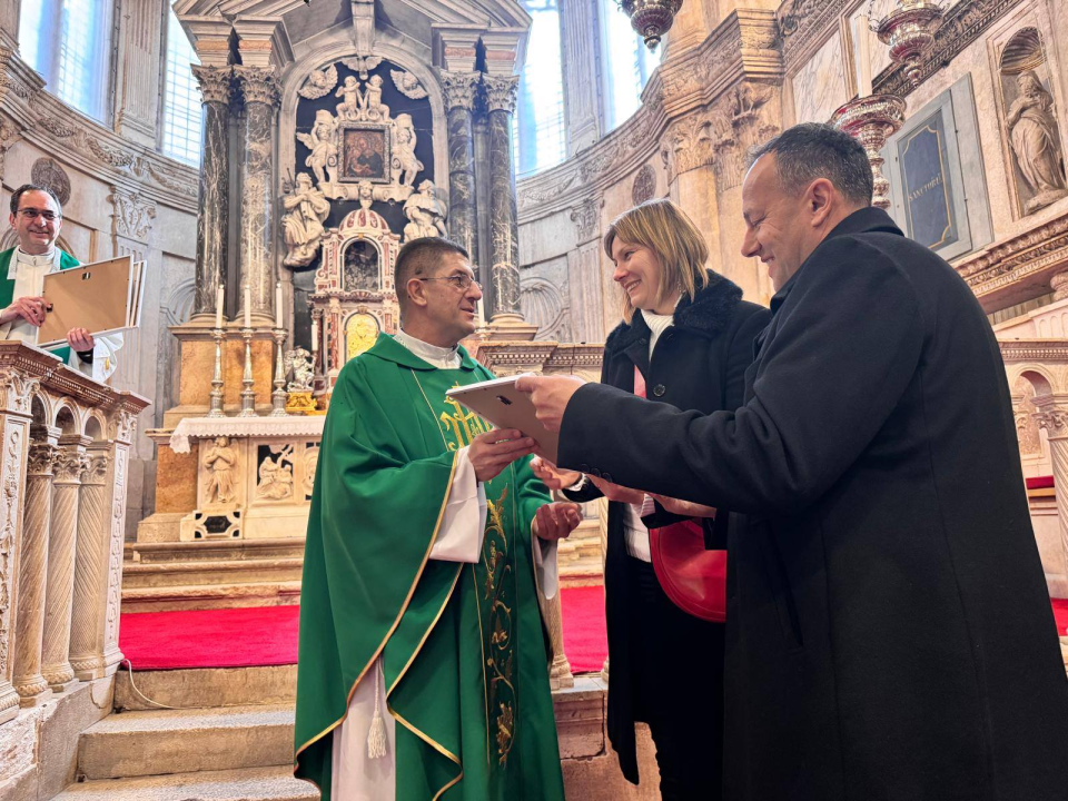 FOTO Svjetski dan braka proslavljen u katedrali sv. Jakova