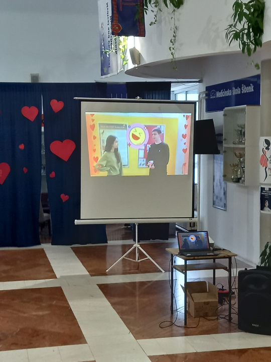 Učenici šibenskog TUŠ-a obilježili Valentinovo