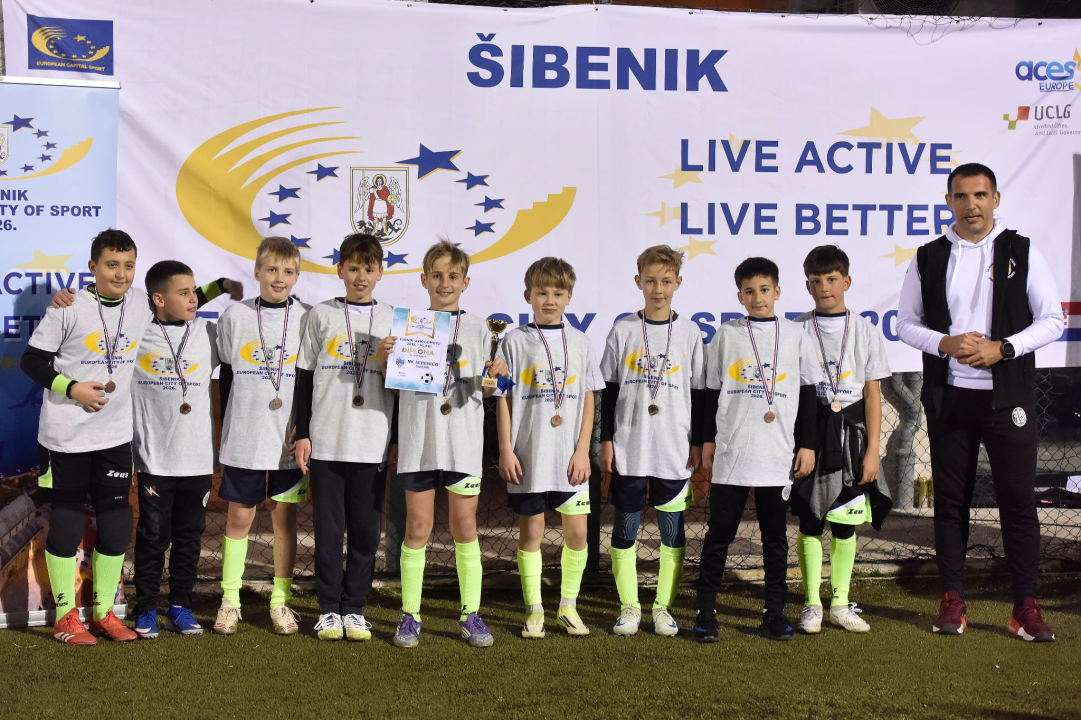 HNK Mihovil pobjednik turnira za djecu na Šubićevcu, Frane Perković iz HNK-a Šibenik najbolji strijelac