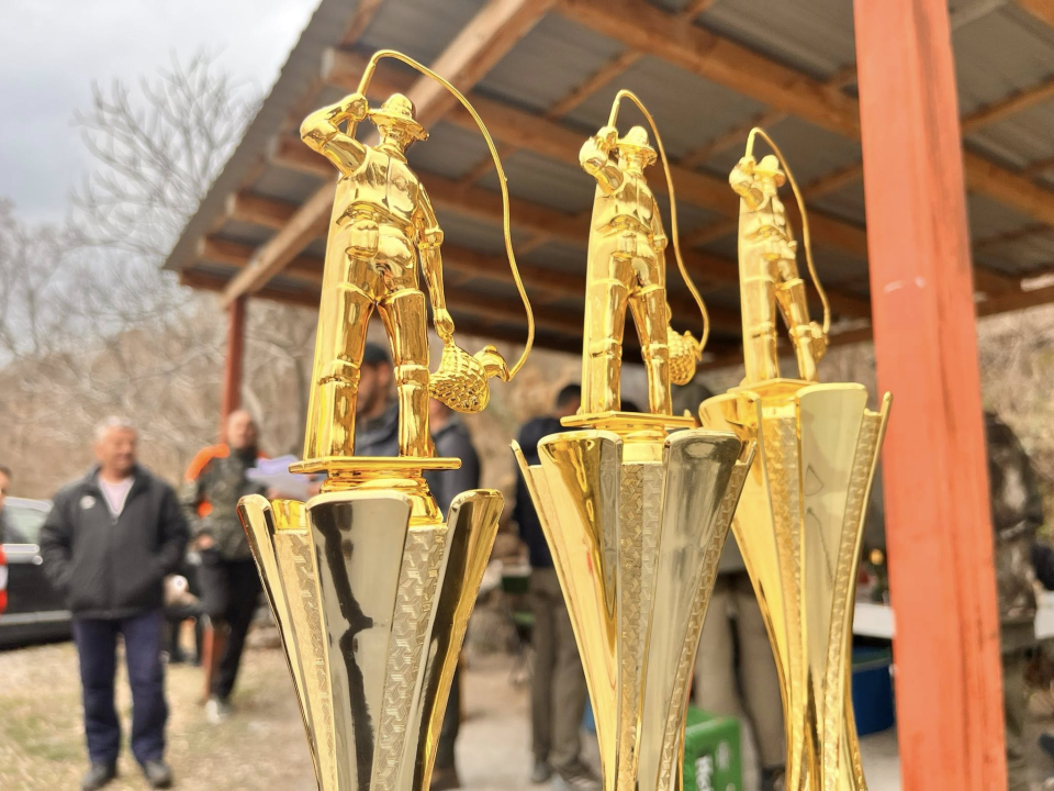 Kupom 'Ivan Jukić Juci i Zvone Čičak' u Golubiću otvorena sezona ribolova