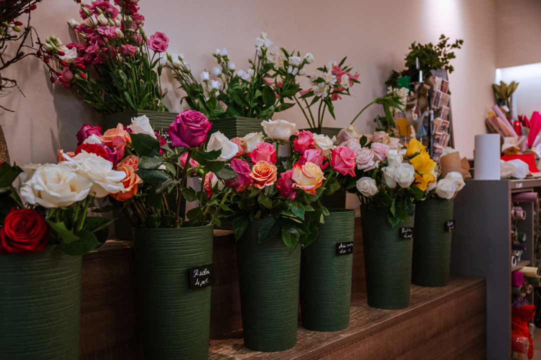 FOTO Šibenik dobio cvjetomat: Buketi iz cvjećarnice Viola dostupni 24 sata dnevno!