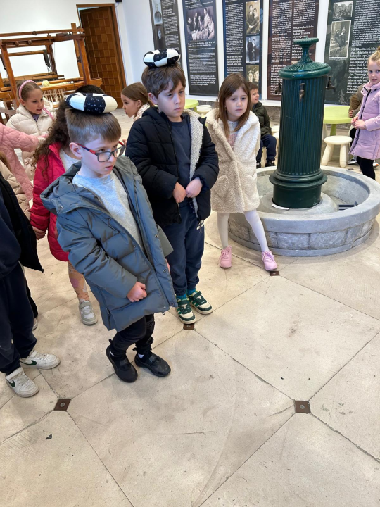 Šibenski mališani u Muzeju saznali kako su naši stari živjeli prije 100 godina