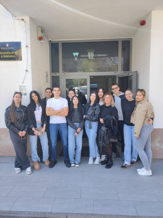 Učenici Medicinske škole sudjelovali na 8. Danima bolničke prehrane