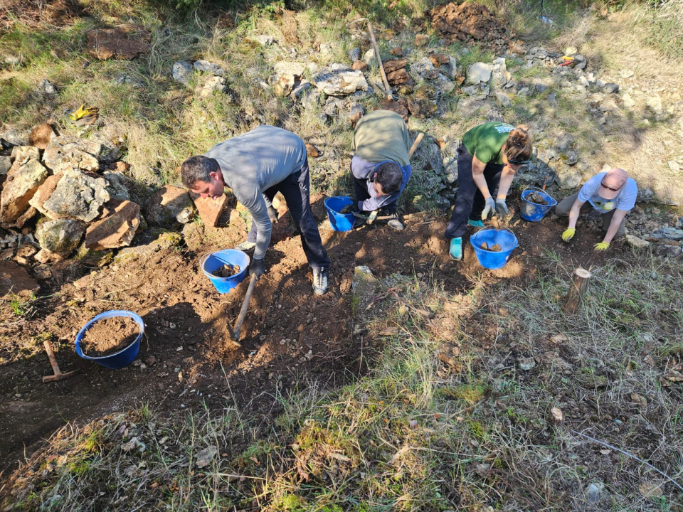 Kamen po kamen, biljku po biljku, Udruga Tatavaka i brojni volonteri udahnuli novi život Gnjilovači
