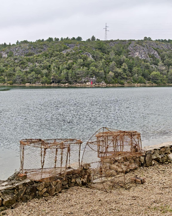 JU Priroda sudjelovala u akciji čišćenja akvatorija Prokljanskog jezera