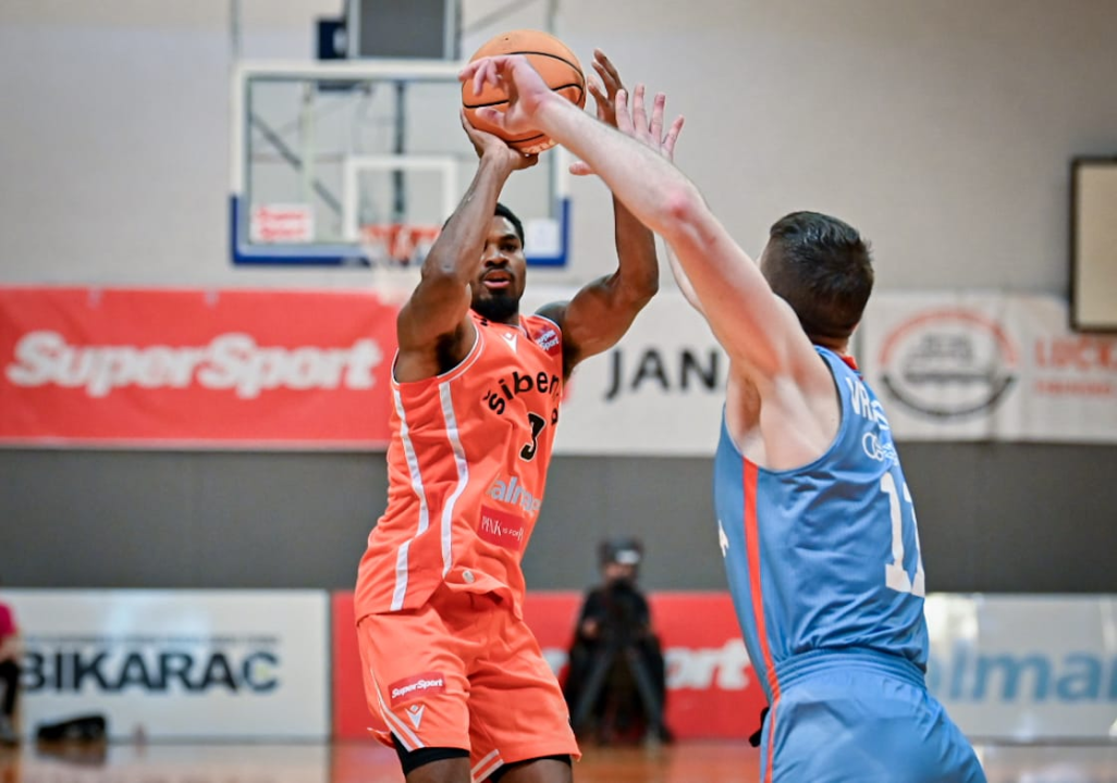 FOTO Šibenka uvjerljiva protiv Cedevite: Pobjeda vrijedi kao tri obične, Avery predvodio narančaste