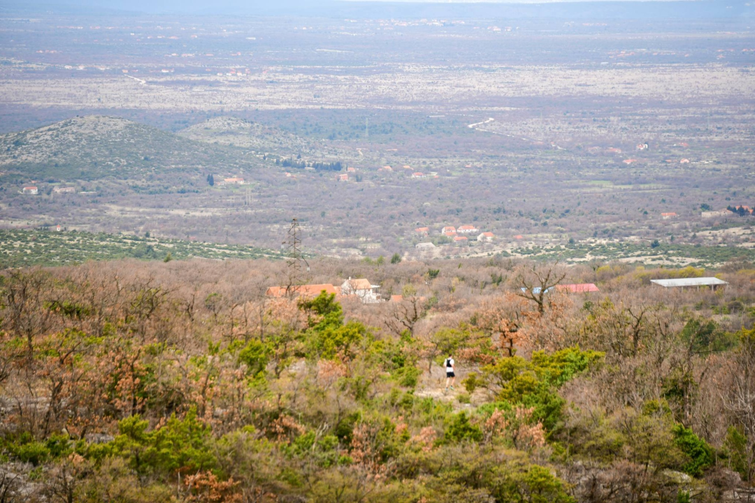 FOTO Održan 'Promina Trail 2026. Drniš': Pobjedniku za 55 km preko Promine trebalo više od šest sati