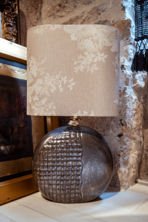 FOTO Proljeće u zraku, a novi komadi i popusti u Galeriji Juraj Dalmatinac!