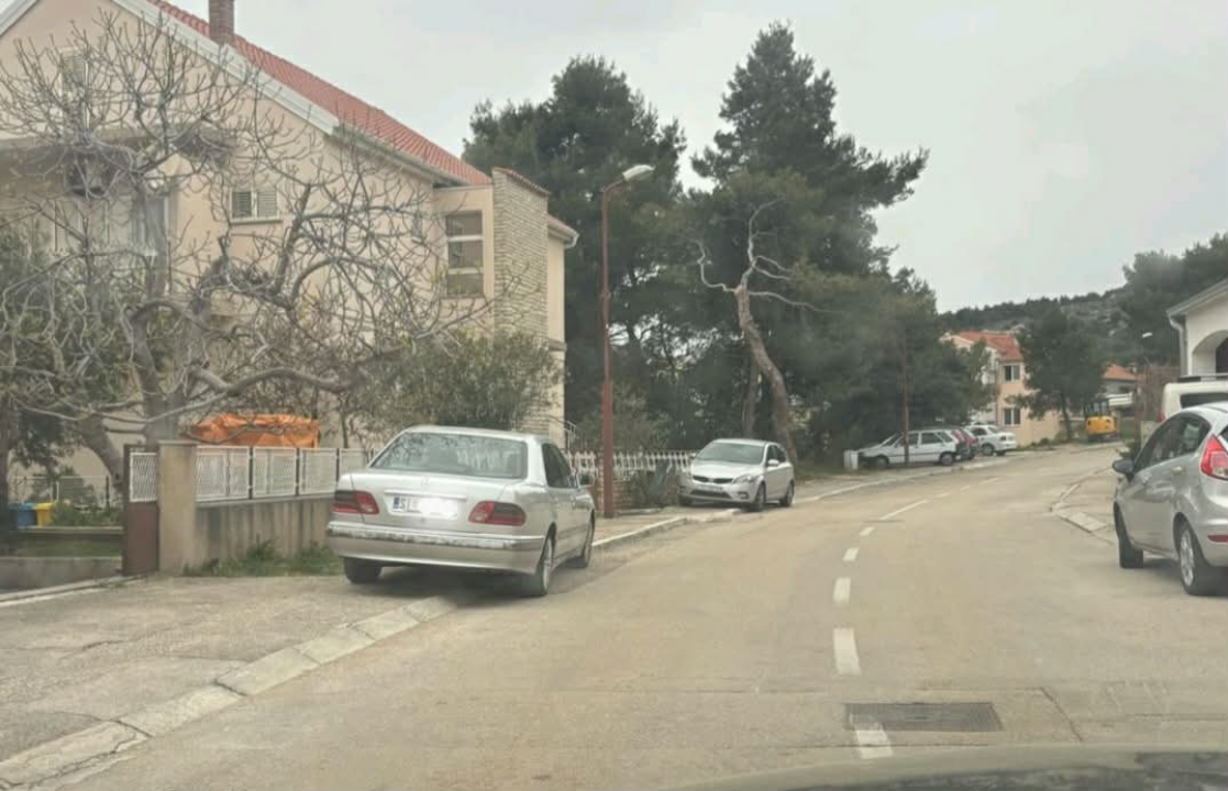 Šibenčanin ogorčen: 'Stalno kažnjavaju jedne, dok drugi parkiraju bez ikakvih posljedica'