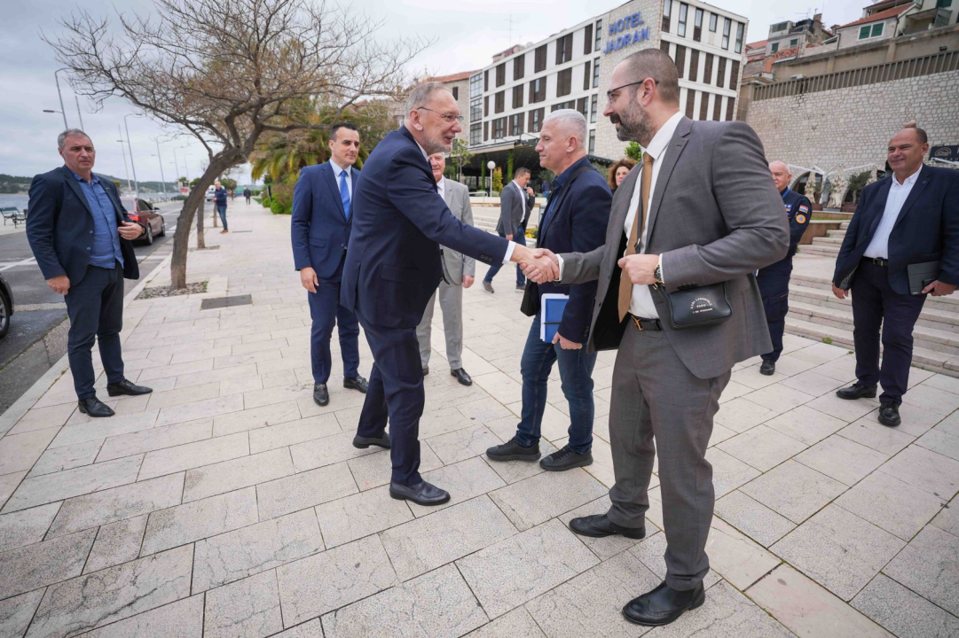 FOTO Ministar Božinović sastao se s Burićem i Rakićem: Šibenik je grad koji se pametno razvija