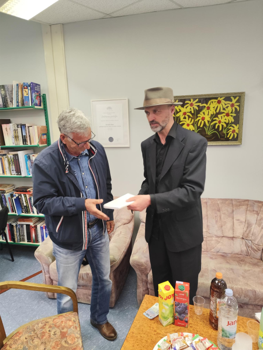 Damir Karakaš u Drnišu predstavio svoj novi roman