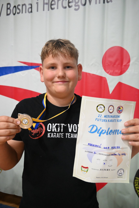 Novi uspjeh članova karate kluba Okit iz Vodica. Osvojili ukupno 10 medalja