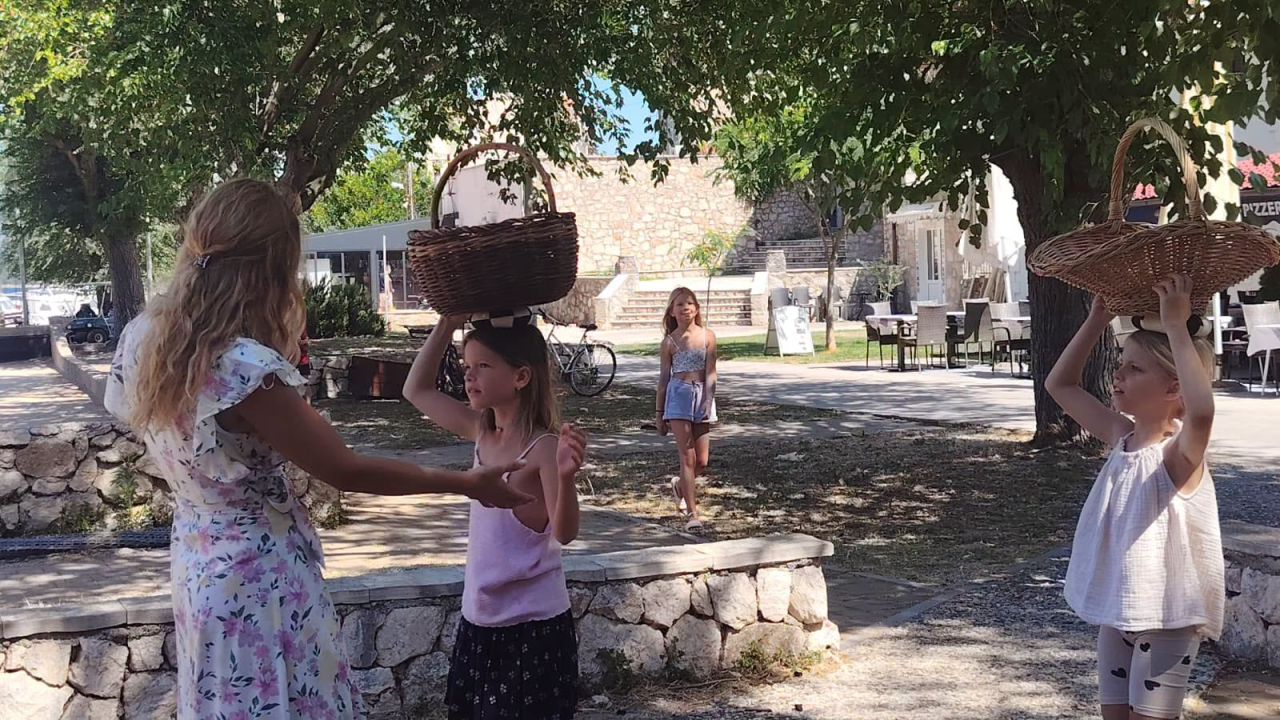 Radionica u sklopu 'Zlarinskog lita' djeci približila tradicijske običaje