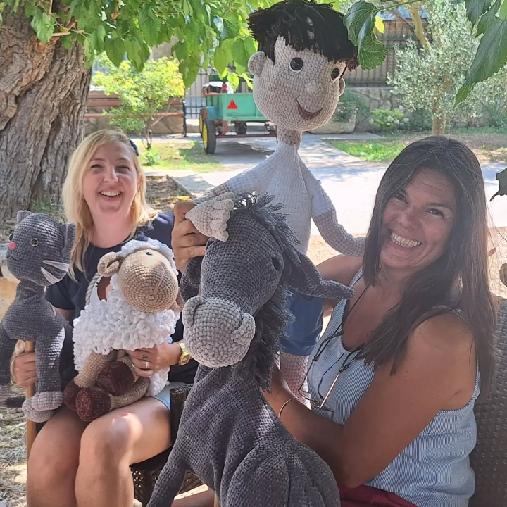 Zlarin ugostio lutkarsku predstavu koja čuva pomorsku baštinu za nove generacije