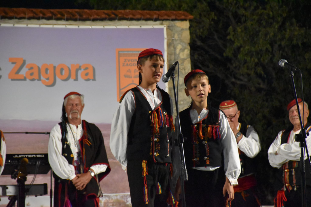 FOTO Tradicionalna Večer folklora održana u Mirloviću