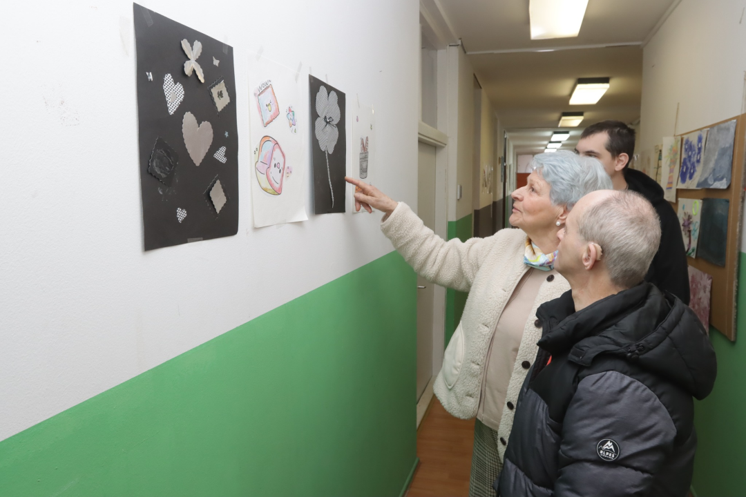 'Kamenčići' izložbama pokazali svoju kreativnost i talent