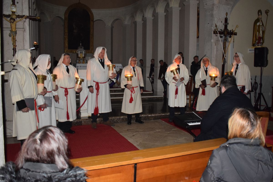 U Primoštenu izveden oratorij 'Za križen'