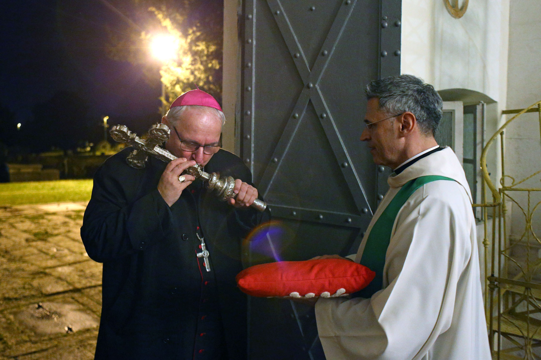 Šibenski biskup Tomislav Rogić u sklopu pastirskog pohoda posjetio župe Jadrtovac i Vrpolje