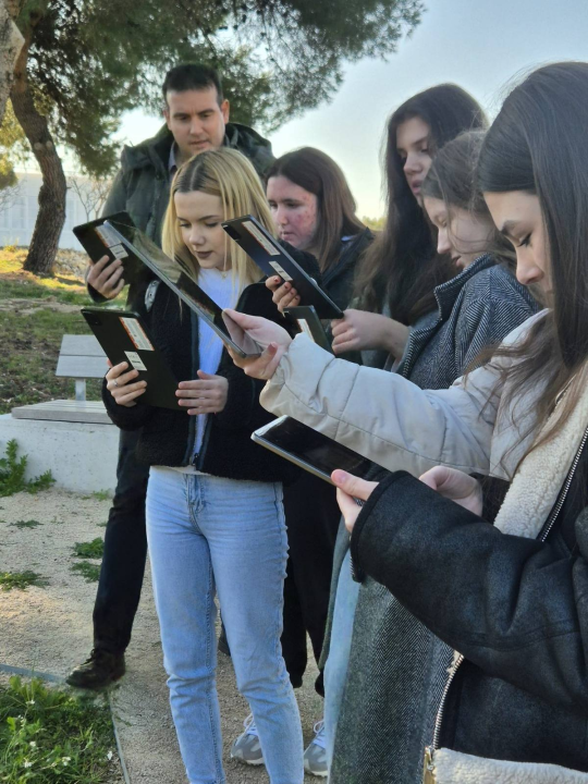 Kninski osnovnoškolci uronili u svijet novih tehnologija