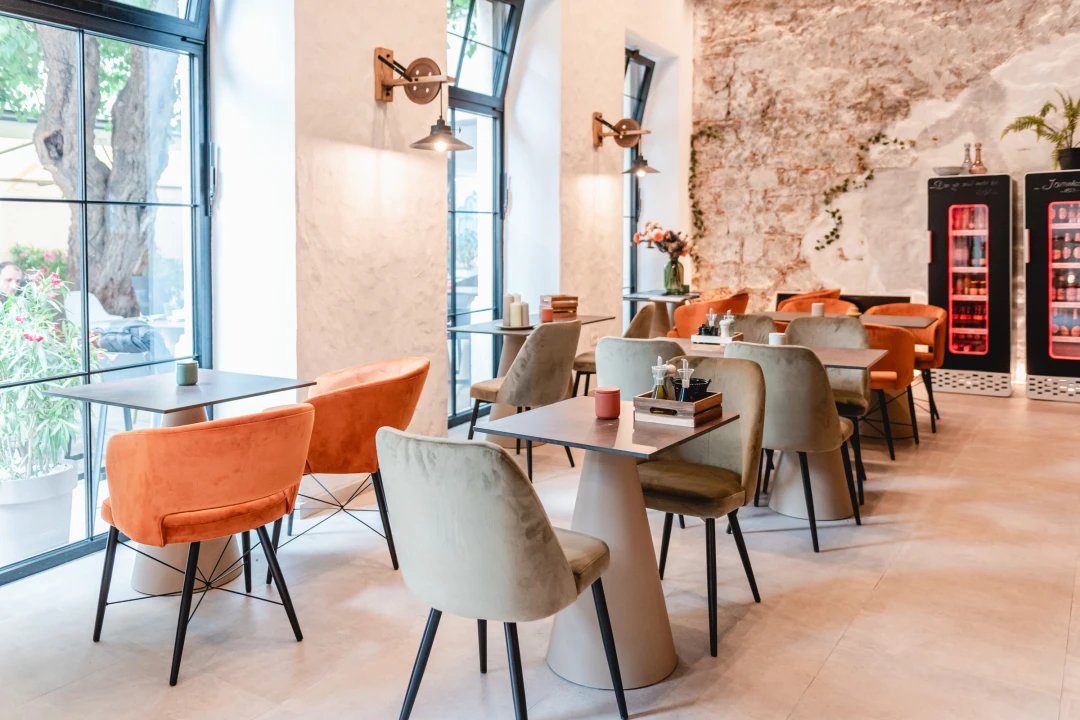 Posjetite Bistro Bava u hladu najstarijeg šibenskog stabla i uživajte u genijalnoj hrani i dvadeset vrsta piva