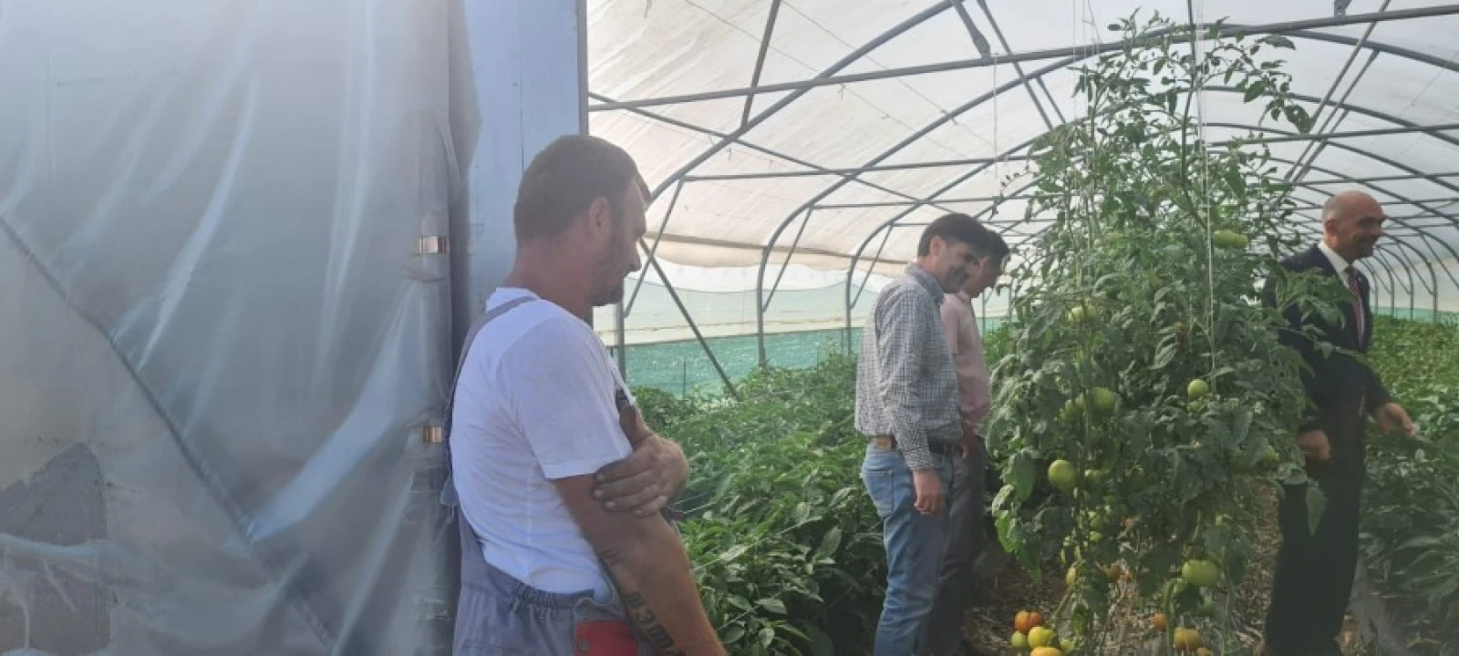Župan Marko Jelić obišao poljoprivrednike u Biskupiji, Erveniku i Kistanjama 