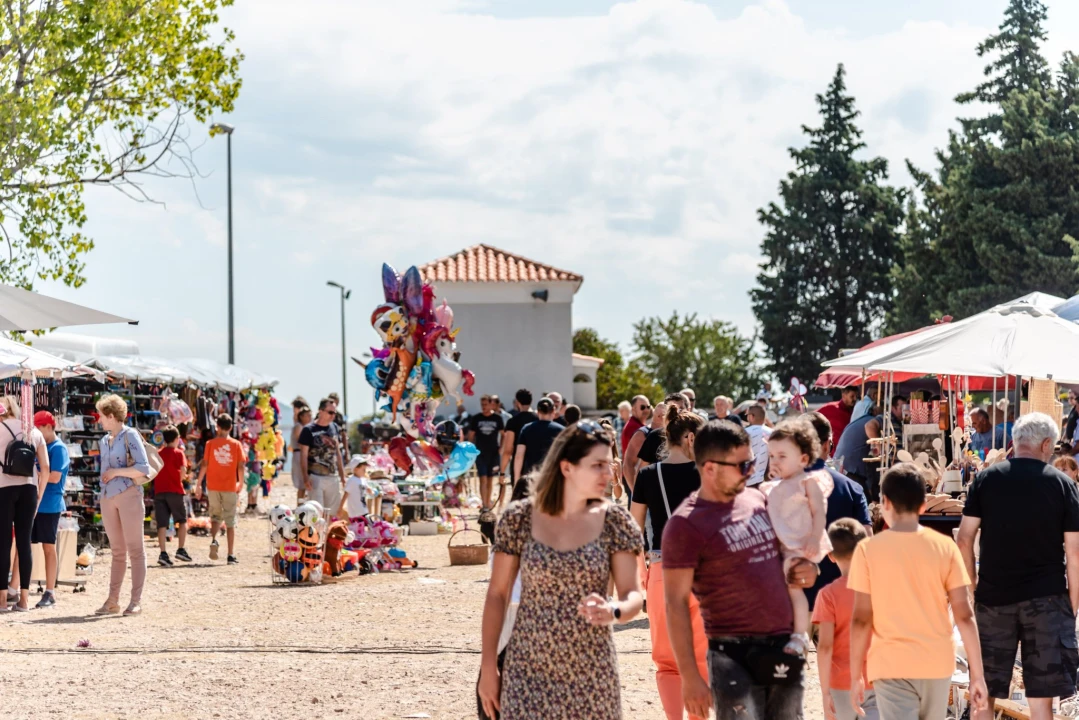Janjetine nema, ali ima kukuruza: Pečenog, kuhanog i u obliku kokica. I brdo plastike 