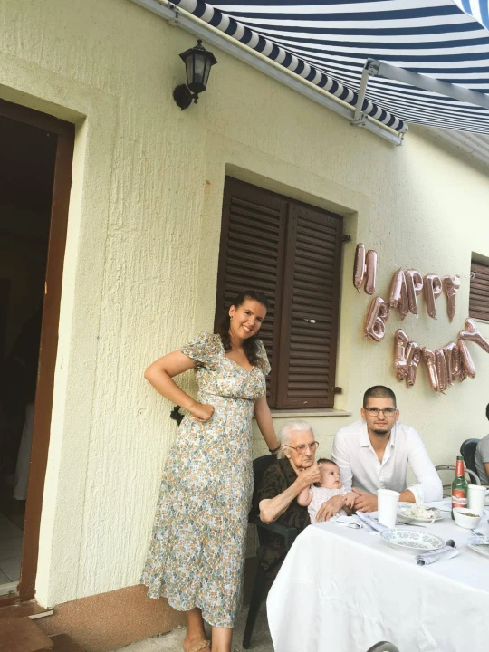 Marija Plenča proslavila 100.rođendan: Zdravlje je dobro služi, a kad treba komentirati politiku, ne škrtari na riječima