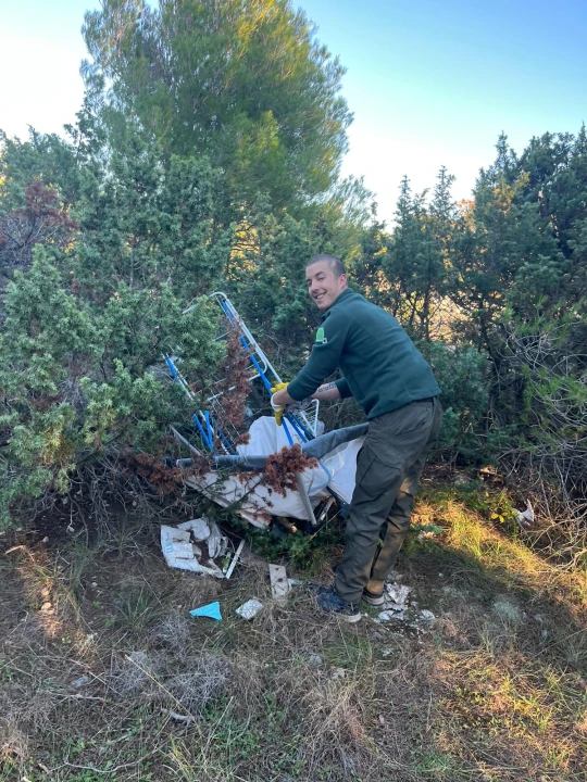 Akcija čišćenja smeća uz biciklističku stazu na ulazu NP Krka: 'Odlučili smo slijediti primjer Gorana Šimića'