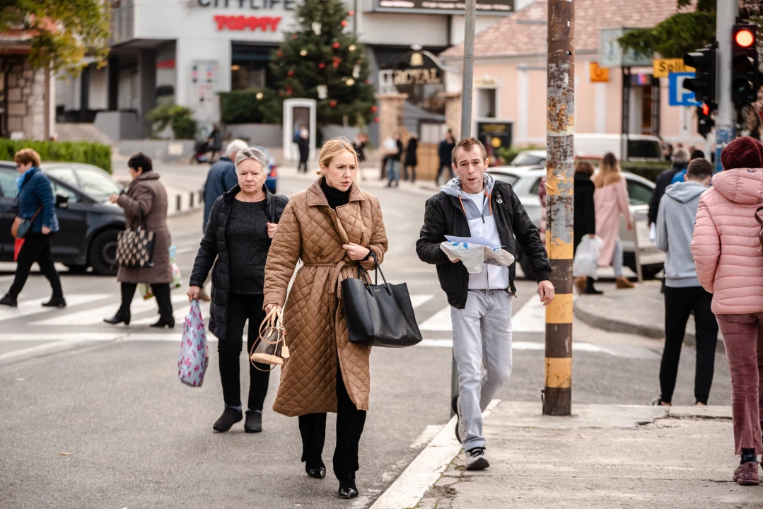 Uvijek sređene sugrađanke pokazale koji će se trendovi nositi u prosincu!