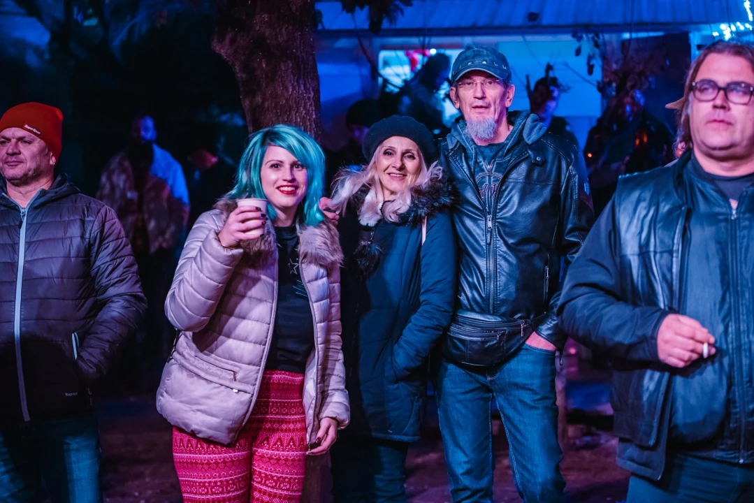 Šibenski band MaNu sinoć je bio zadužen za dobru zabavu u Đardinu