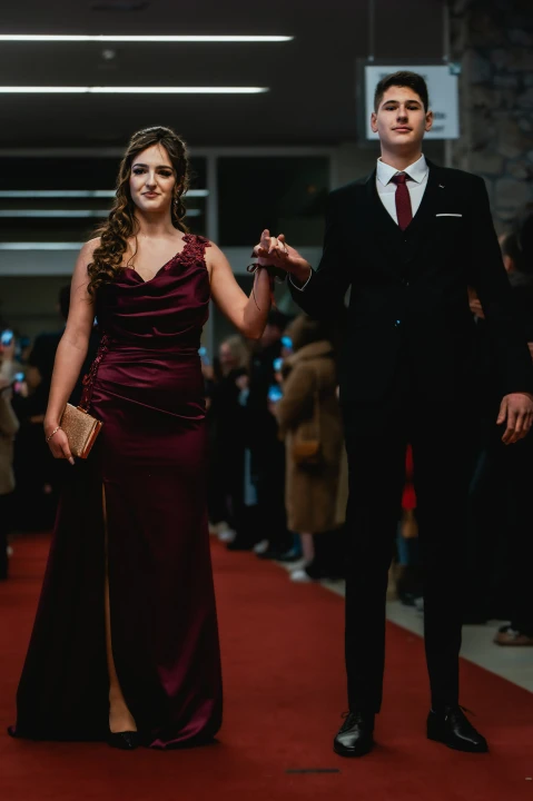 Pogledajte glamurozna izdanja maturanata Medicinske škole (2. dio)