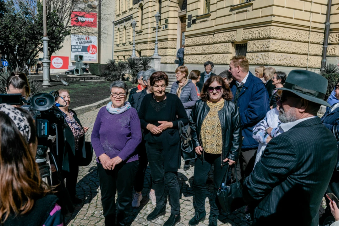 Radnice Revije traže novu nadu: 'Rude se u stečajnom postupku naplatio, a gdje smo tu mi?'