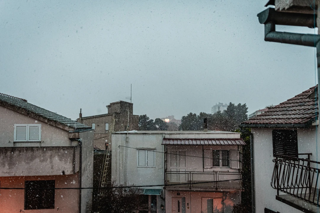 Na današnji dan prije dvije godine snijeg iznenadio Šibenčane, barem na kratko