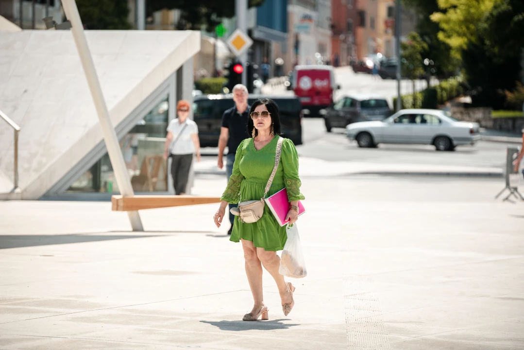Ljetne haljine i lepršavi komadi preplavili su centar grada!
