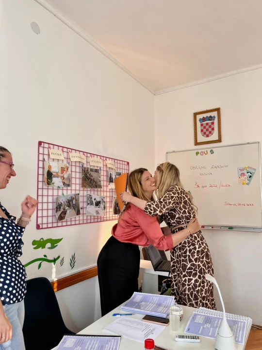 Polaznici POU Šibenik uspješno obranili završne radove: 'Cjeloživotno obrazovanje je najbitnije!'