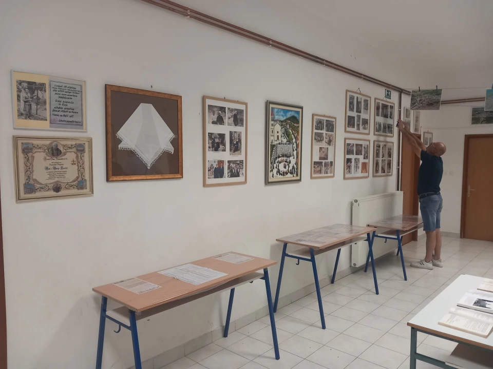 U Rupama otvorena izložba u povodu 250. godišnjice postojanja župe