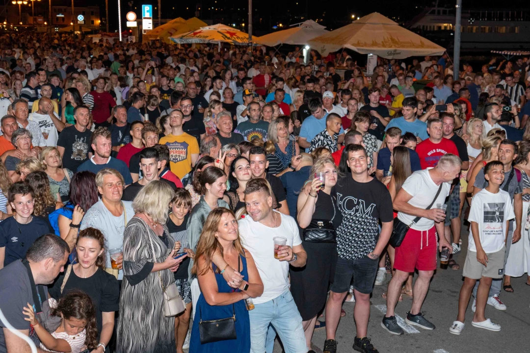 Kiša nije pokvarila atmosferu na Vodičkoj fešti