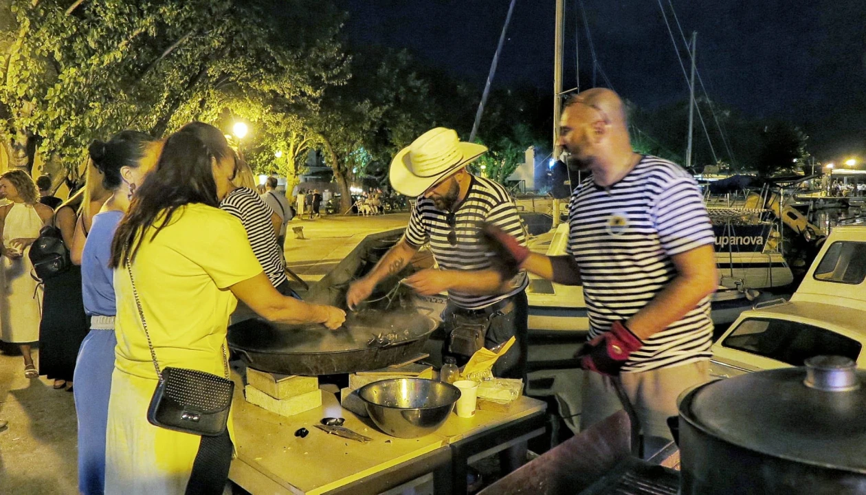 Pogledajte kako je bilo na tradicionalnoj Zatonskoj pidočijadi