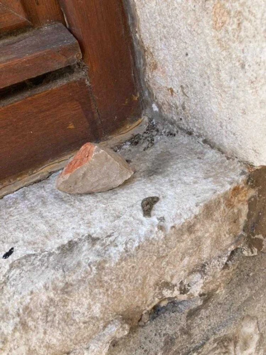 Kamen pao s palače Rossini na kalelargu i porezao ruku turistu: 'Da mu je pao na glavu, ubio bi ga' 
