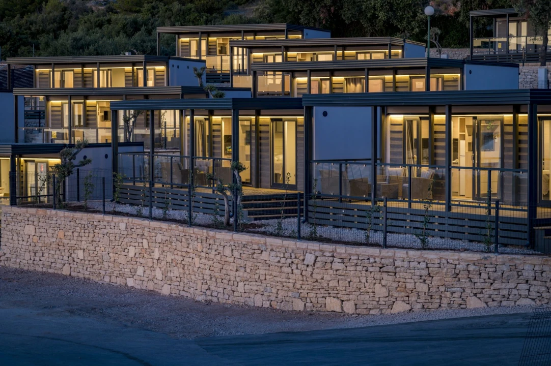 Primoštenski kamp Adriatik bogatiji za 36 mobilnih kućica vrijednih 1,9 milijuna eura