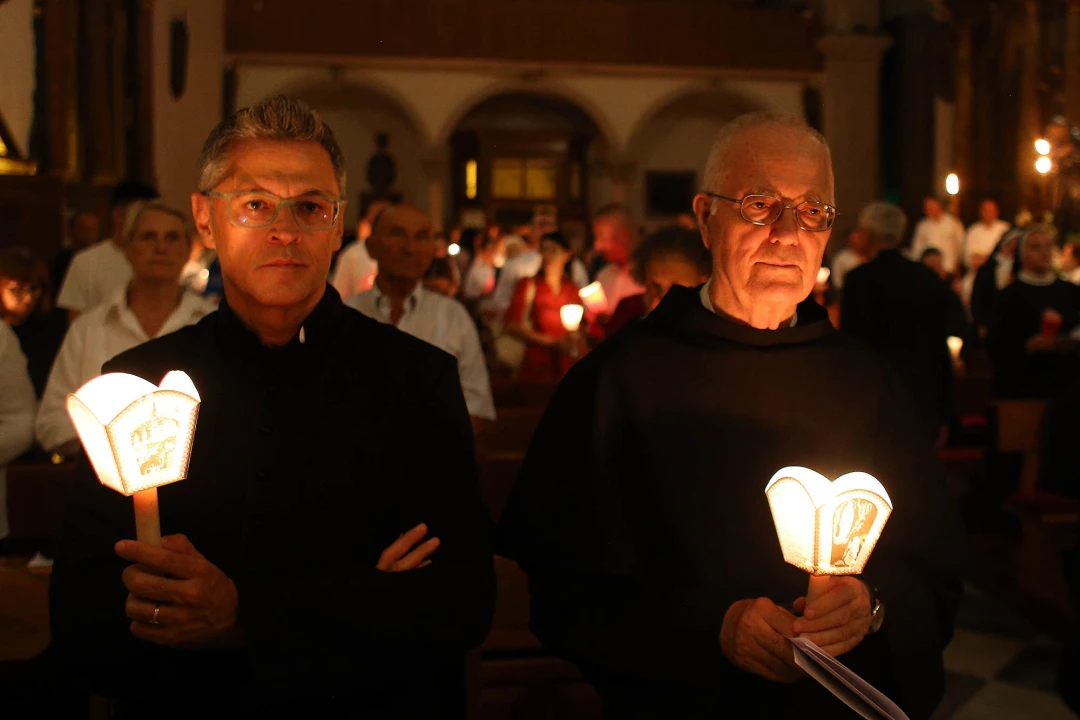  Obred preminuća svetog Frane u Šibeniku