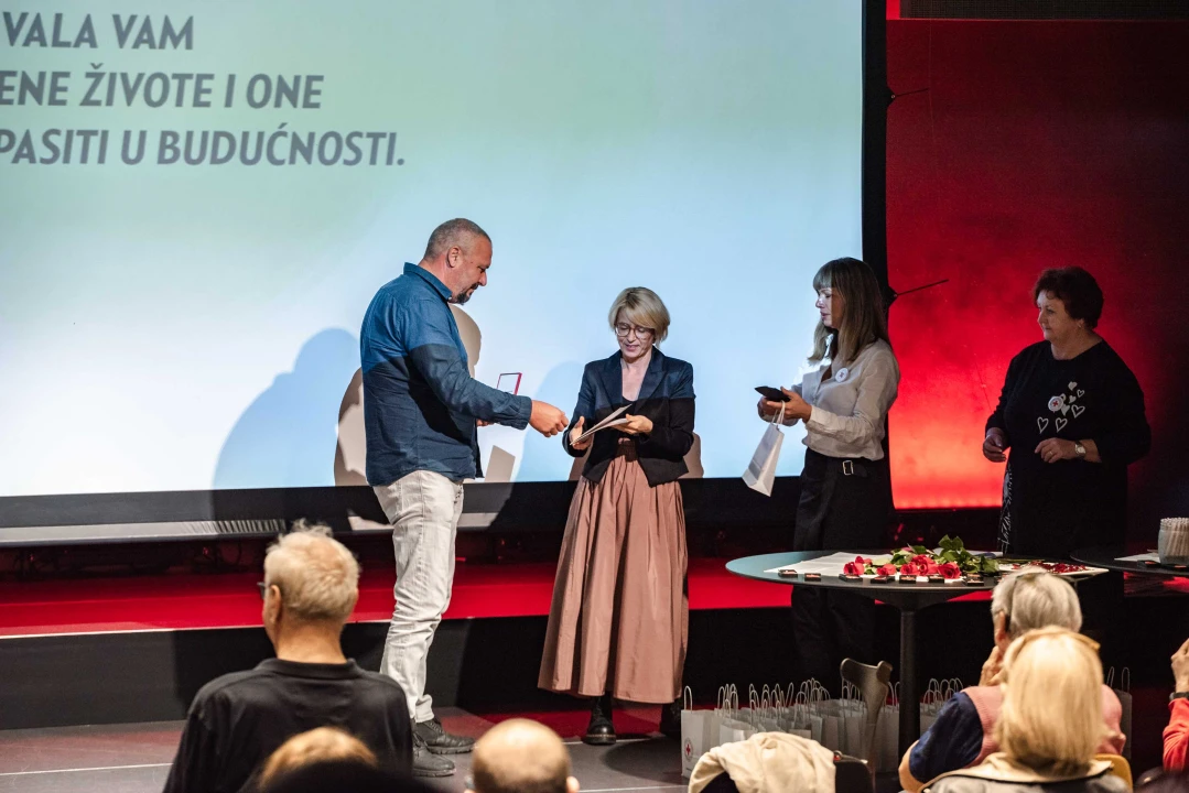Svečanost Crvenog križa u Arsenu: 'Za krv se nikad neće naći adekvatna zamjena'