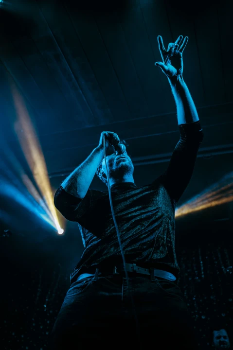 Svemirko sletio u Azimut i synth-pop hitovima rasplesao krcat podij
