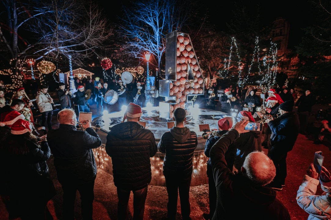 Šibenska narodna glazba promenadom razveselila Šibenčane