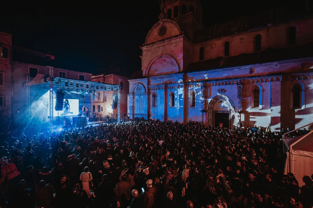 Vanserijskim koncertom Parova Stelara Šibenik uplesao u novogodišnji vikend!  