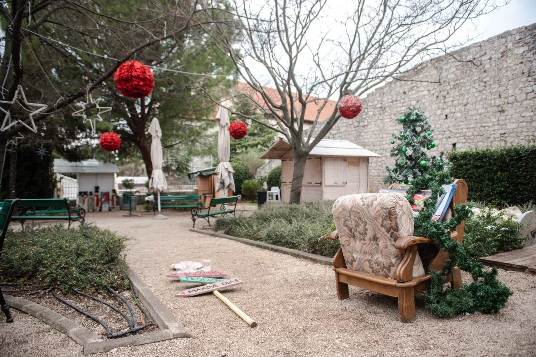 Kućice se razmontiraju, ukrasi uklonjeni...: Završila je još jedna Adventura 