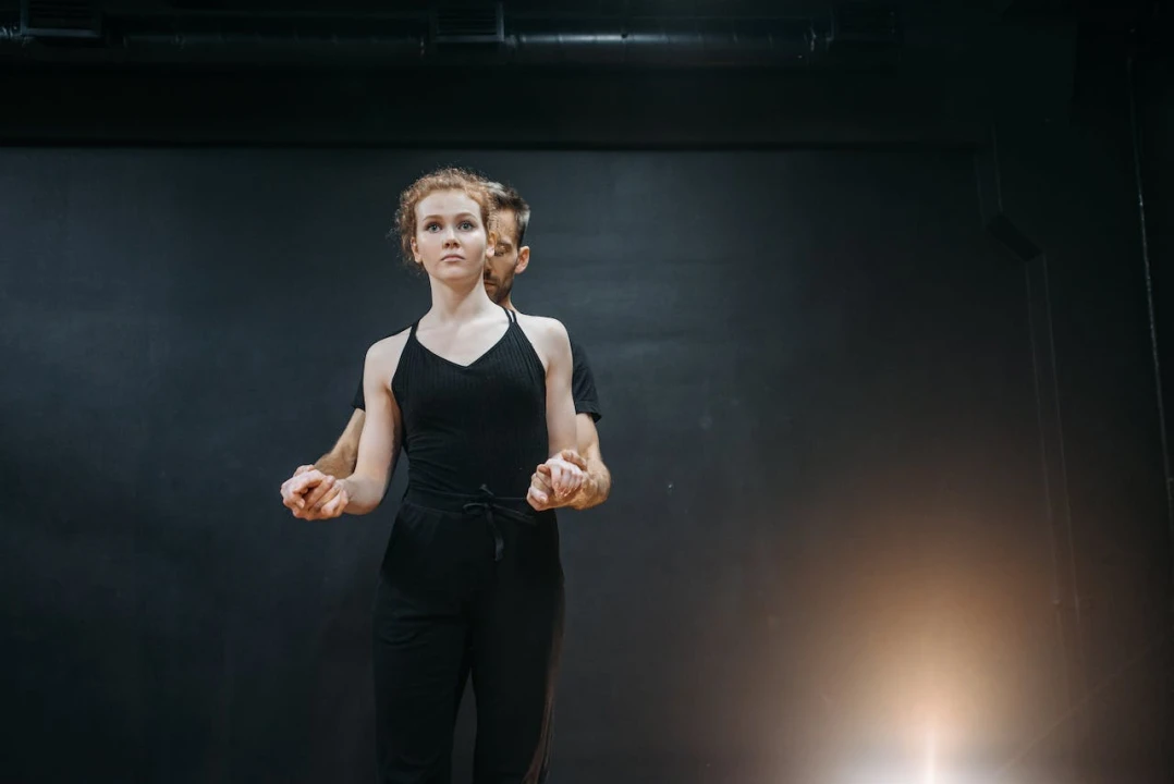 Zaplešite u Dance studiju New York uz simpatičnu trenericu Maru!
