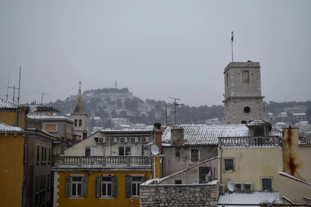 Ovako je Šibenik izgledao na današnji dan 2018. godine, danas je 19 stupnjeva više