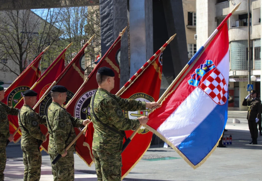 U Kninu svečano obilježena 17. obljetnica ustrojavanja Gardijske mehanizirane brigade