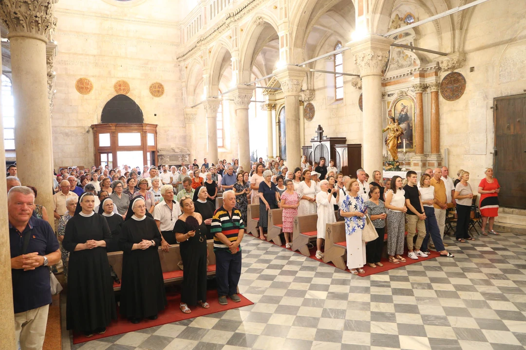 Biskup Ivas proslavio šezdesetu obljetnicu svećeništva